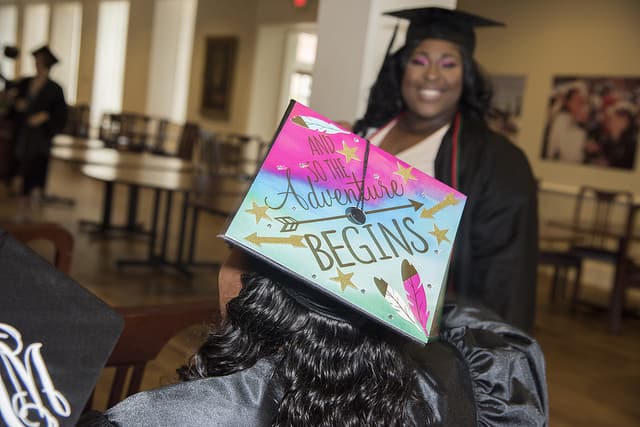 Converse's 126th Commencement Honors Outstanding Class of 2018 - Converse  College